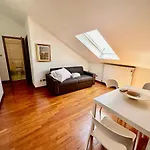 Flowers Apartment